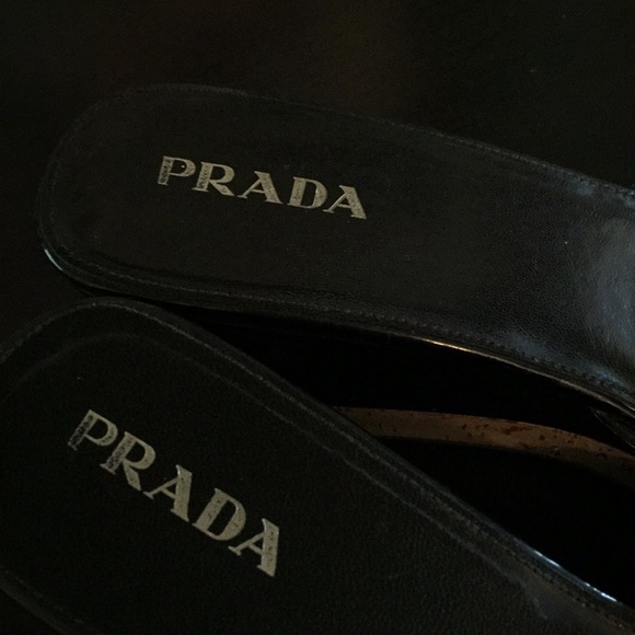 Prada slip on wedge - Picture 6 of 7
